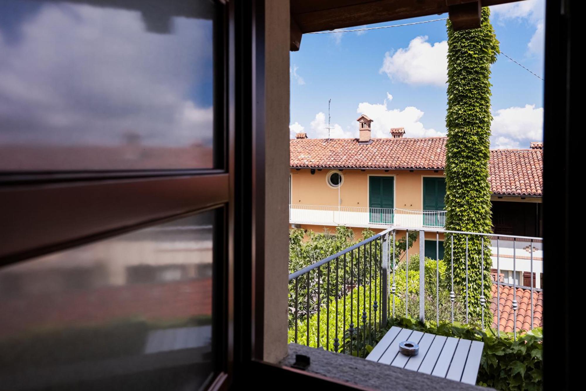La Cantinella Country House La Morra Buitenkant foto